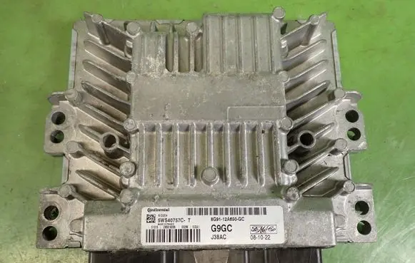 Ford Mondeo Mk III Engine control unit/module ECU