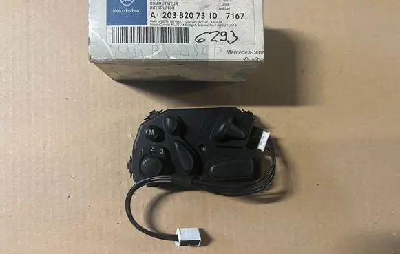 Mercedes-Benz C W203 Seat control switch 2038207310 03464000