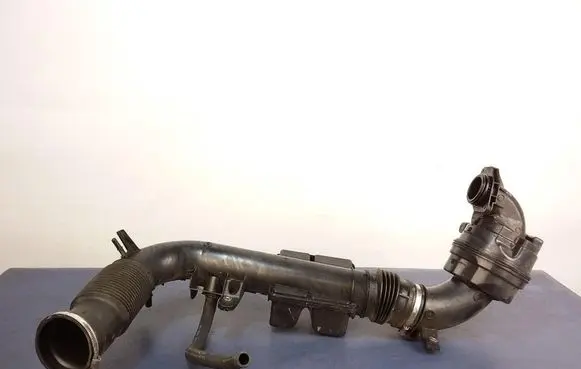 Volvo XC60 Air intake hose/pipe 31657635
