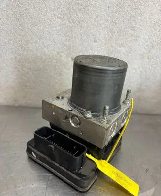 Renault Clio V Master brake cylinder