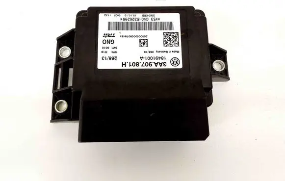 Volkswagen PASSAT B7 Rear brake EMF control unit/module 3AA907801H