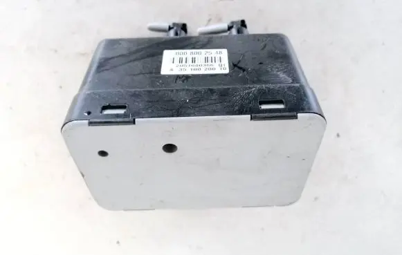 Mercedes-Benz E W211 Vacuum pump 0008002548 a3510020010