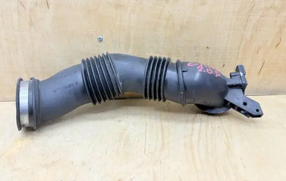 Ford C-MAX II Air intake duct part AV6112B624B P4D7C AV619G832BA