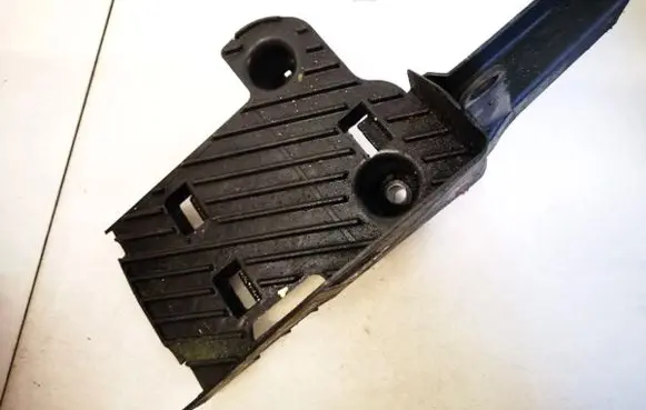 Battery box tray