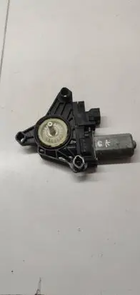 Fiat 500X Rear door window regulator motor