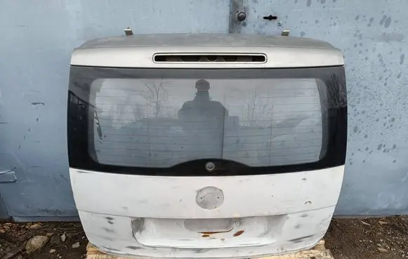 Skoda Yeti (5L) Tailgate/trunk/boot lid 5L6827159