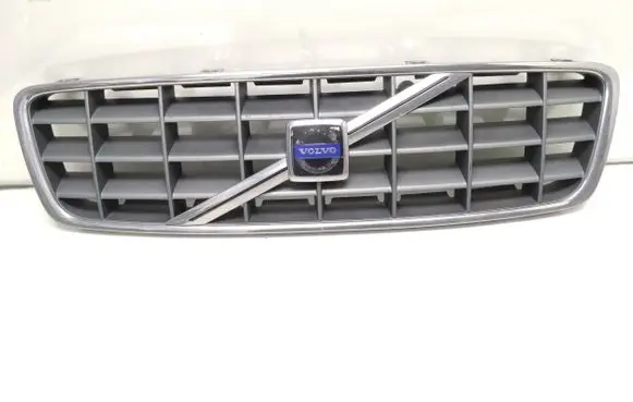 Volvo XC70 Front bumper upper radiator grill 9190986 9190985