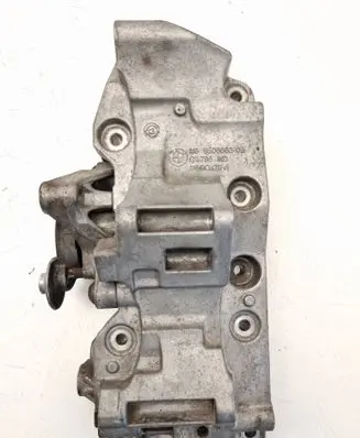 BMW 5 F10 F11 Generator/alternator bracket 8506863 174786