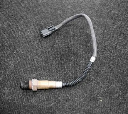 Dacia Sandero Lambda probe sensor H8200437489 0258010110