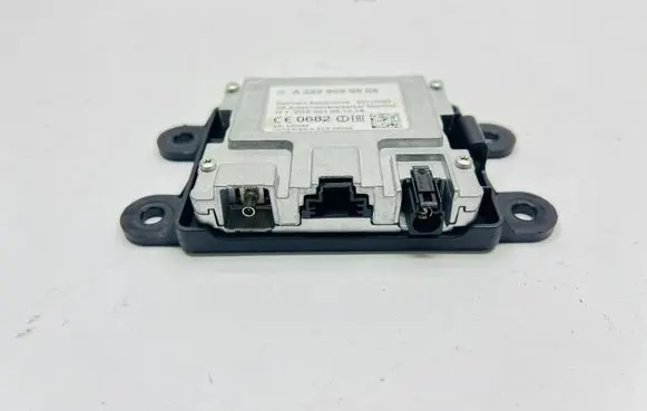 Mercedes-Benz GLE (W166 - C292) Antenna control unit A2229059508 50110263 ZGS001021216