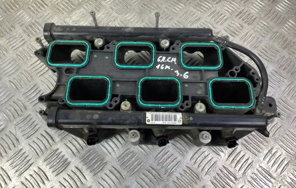 Jeep Grand Cherokee Other engine bay part 05281802AA