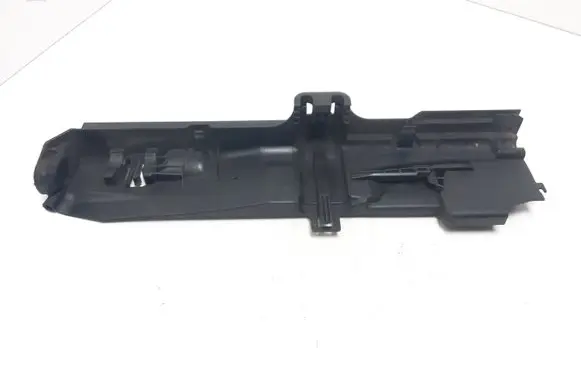 BMW 1 E81 E87 Radiator support slam panel bracket 7524912 11074810