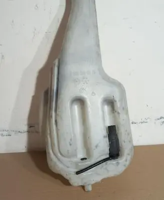 Mercedes-Benz Sprinter W906 Windshield washer fluid reservoir/tank A9068690020