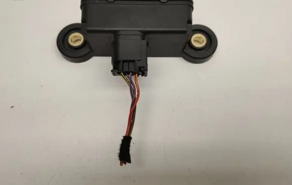 Mercedes-Benz S W221 Sensor A0009052600