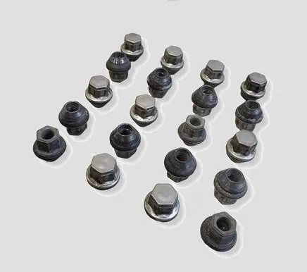 Volvo V40 Nuts/bolts