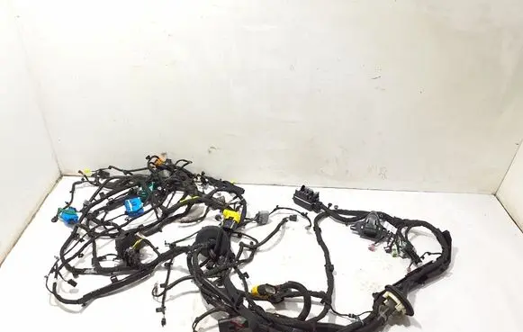 Chevrolet Silverado Wiring harness 87841612