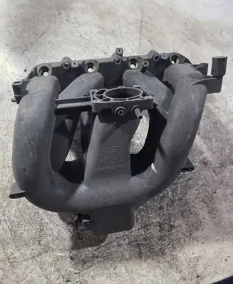 Ford Mondeo MK II Intake manifold 938F9424NE