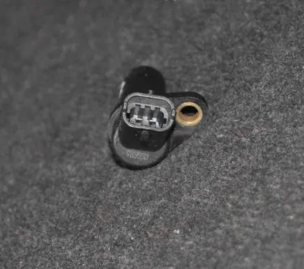 Opel Corsa D Crankshaft position sensor 0261210151