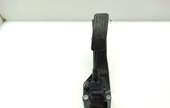 Subaru B9 Tribeca Accelerator throttle pedal 36010XA000 1988003240 1997A5
