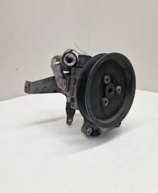 BMW 5 E60 E61 Power steering pump 7735242