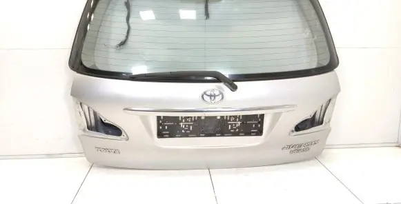 Toyota Avensis Verso Tailgate/trunk/boot lid