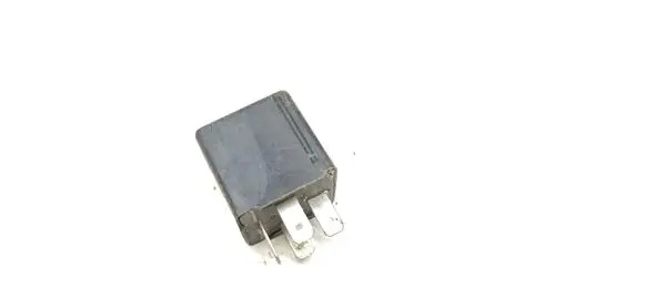 Volkswagen Golf III Other relay 445955529A