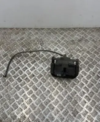 Nissan Qashqai Front brake caliper