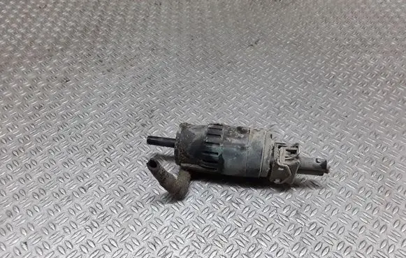 Alfa Romeo 159 Windscreen/windshield washer pump