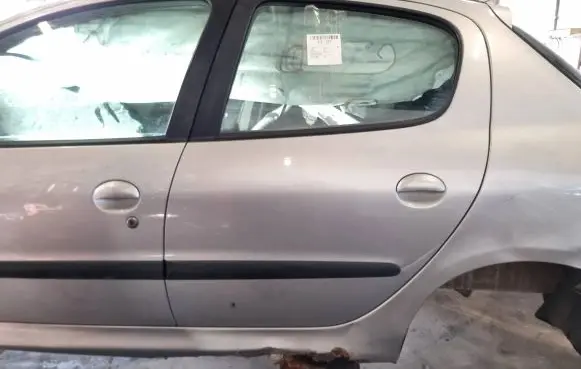 Peugeot 206 Rear door EZR