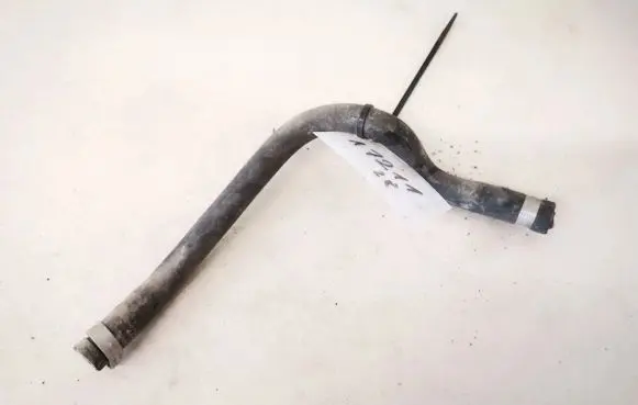 Audi A4 S4 B5 8D Engine coolant pipe/hose