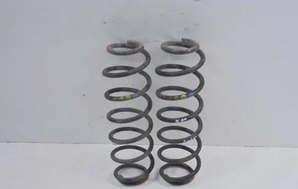 Volkswagen Polo Rear coil spring