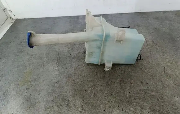Hyundai i40 Windshield washer fluid reservoir/tank 985102J000