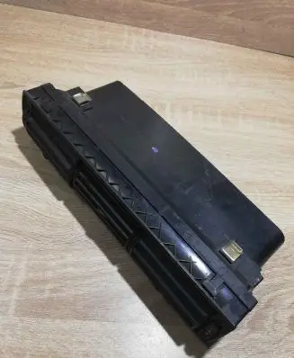 Dash center air vent grill