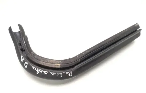 Renault Zoe Engine compartment rubber MR307