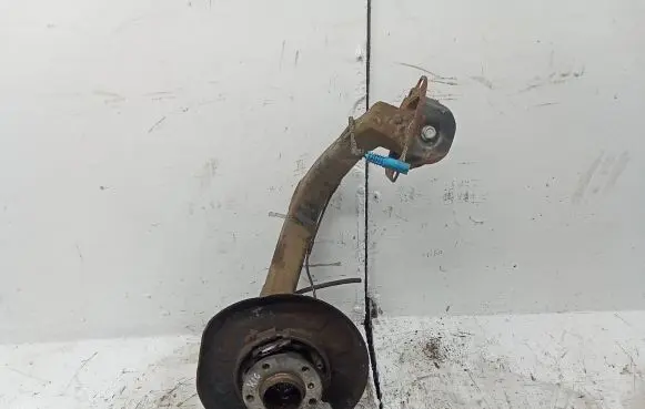 BMW X3 E83 Rear wheel hub spindle/knuckle 3413251 201968