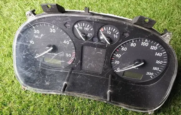 Volkswagen Polo III 6N 6N2 6NF Speedometer (instrument cluster) 6N0919861A 0263602003