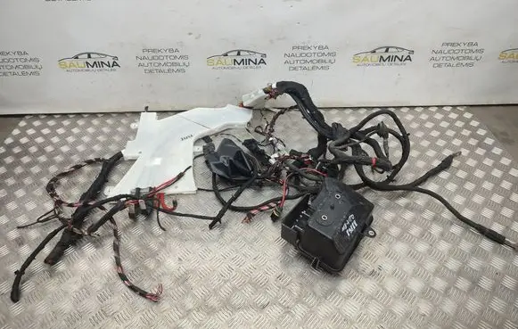 Mercedes-Benz Vito Viano W447 Engine installation wiring loom A4475400082 A4475460461 A4475460861
