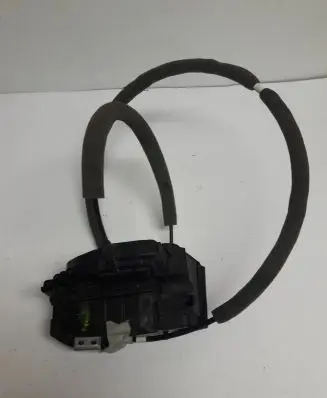Renault Kadjar Front door lock