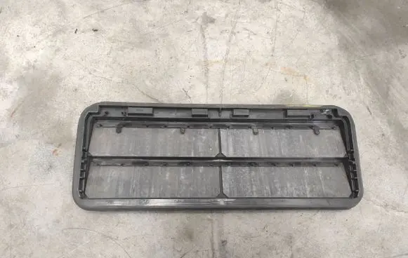 Ford Explorer VI Quarter panel pressure vent FL3415280B62AC