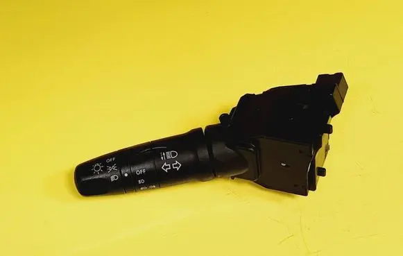 Nissan X-Trail T30 Indicator stalk 25540
