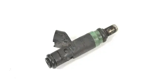 Citroen C3 Fuel injector 06C133551