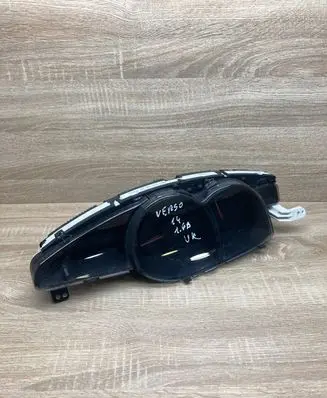 Toyota Corolla Verso AR10 Speedometer (instrument cluster) 838000F410 MB257470