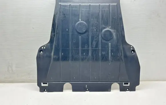 Renault Captur Engine splash shield/under tray 8200161848 758903856R 8200540585