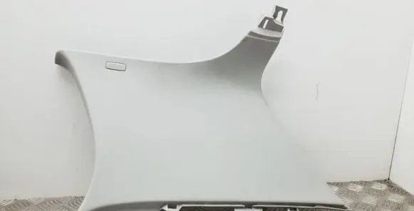 (D)pillar trim (top)