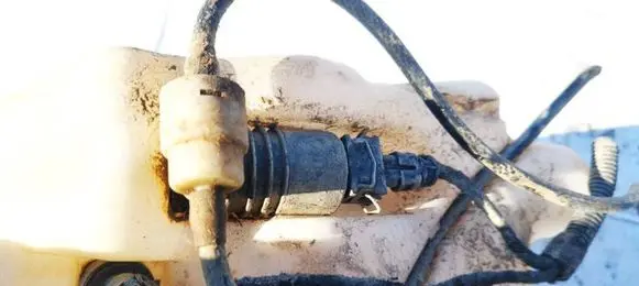 Opel Zafira A Windscreen/windshield washer pump