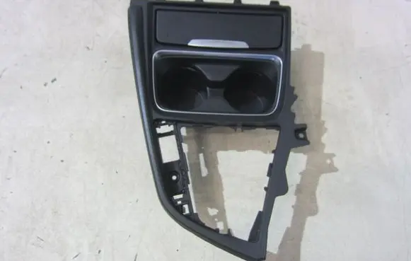 BMW 3 F30 F35 F31 Cup holder 9218925