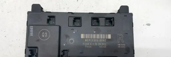 Mercedes-Benz CLK A209 C209 Door control unit/module A2098202026 2098202026