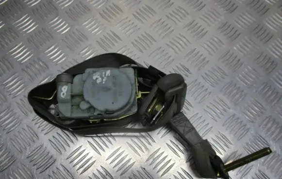 KIA Carnival Front seatbelt