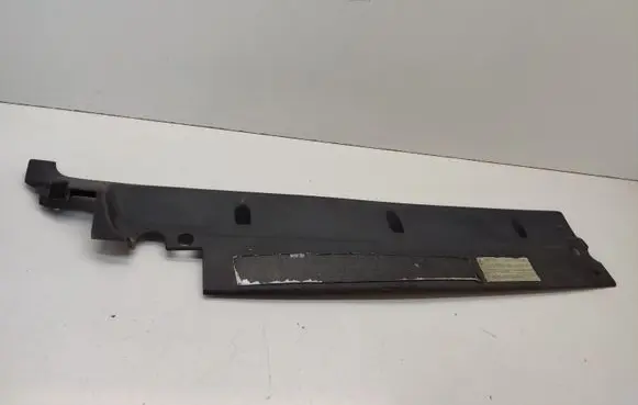 Renault Master II Wiper trim 8200121691 RED4691011