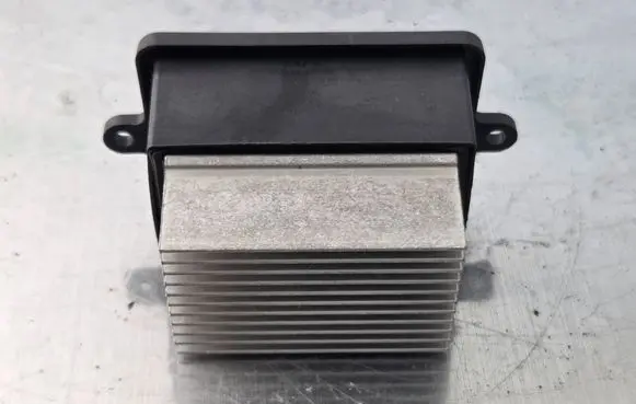 Jeep Compass Heater blower motor/fan resistor MR0176005930 7103515888920